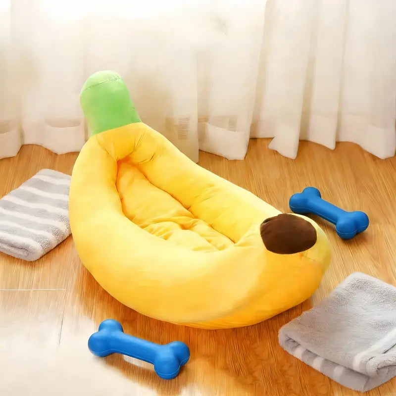 Cozy Up Your Furry Friend with the Banana Boat Detachable Pet Bed - Perfect for Small to Medium Cats and Dogs! 🐾🛏️✨